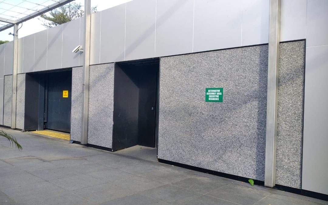 Granit Caledonia: Material Premium untuk Fasad Granit
